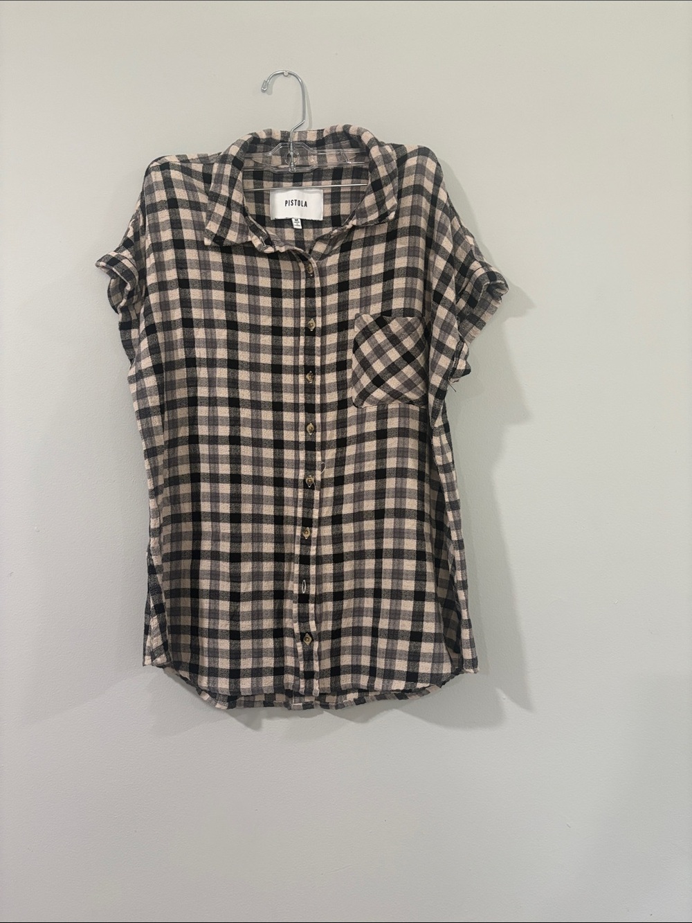 PISTOLA BLACK AND CREAM CHECK FLANEL TOP /FRONT &BACK BUTTONS SIZE / M